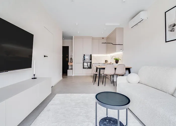 Czysta 4 - A By Homeprime *